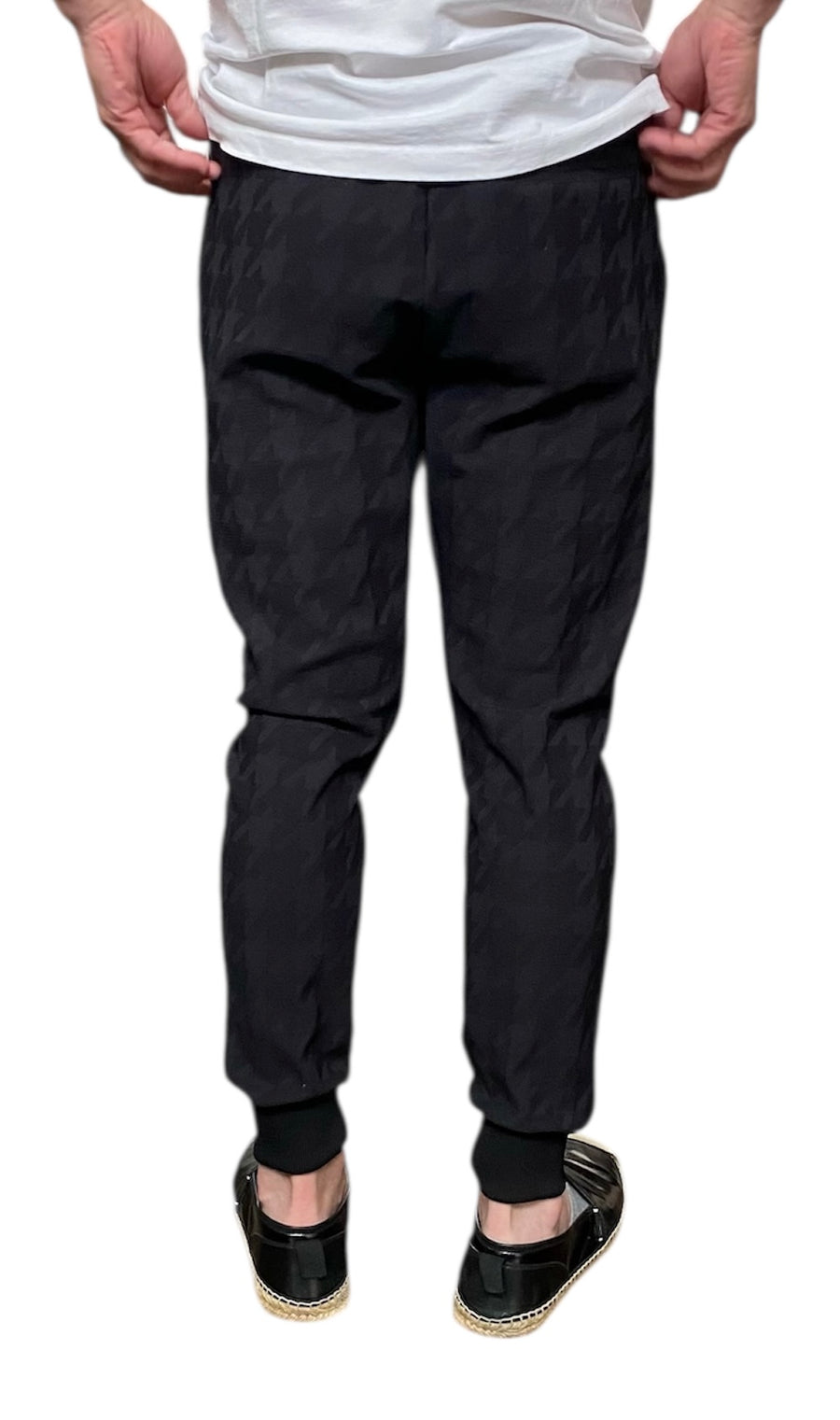 Mesh JQ Cropped Sweat-Pants w/ breathable